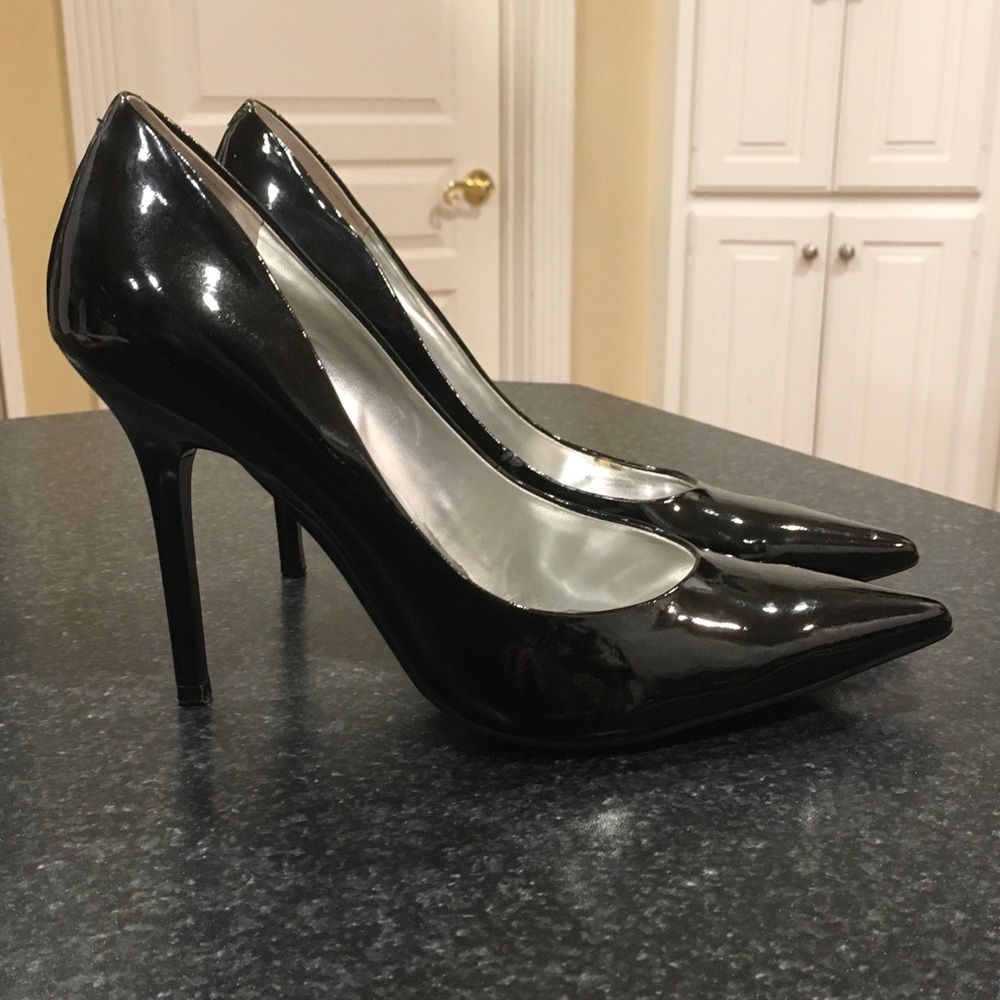Black stilettos- Guess Pointed-toe Pumps, size 8.5